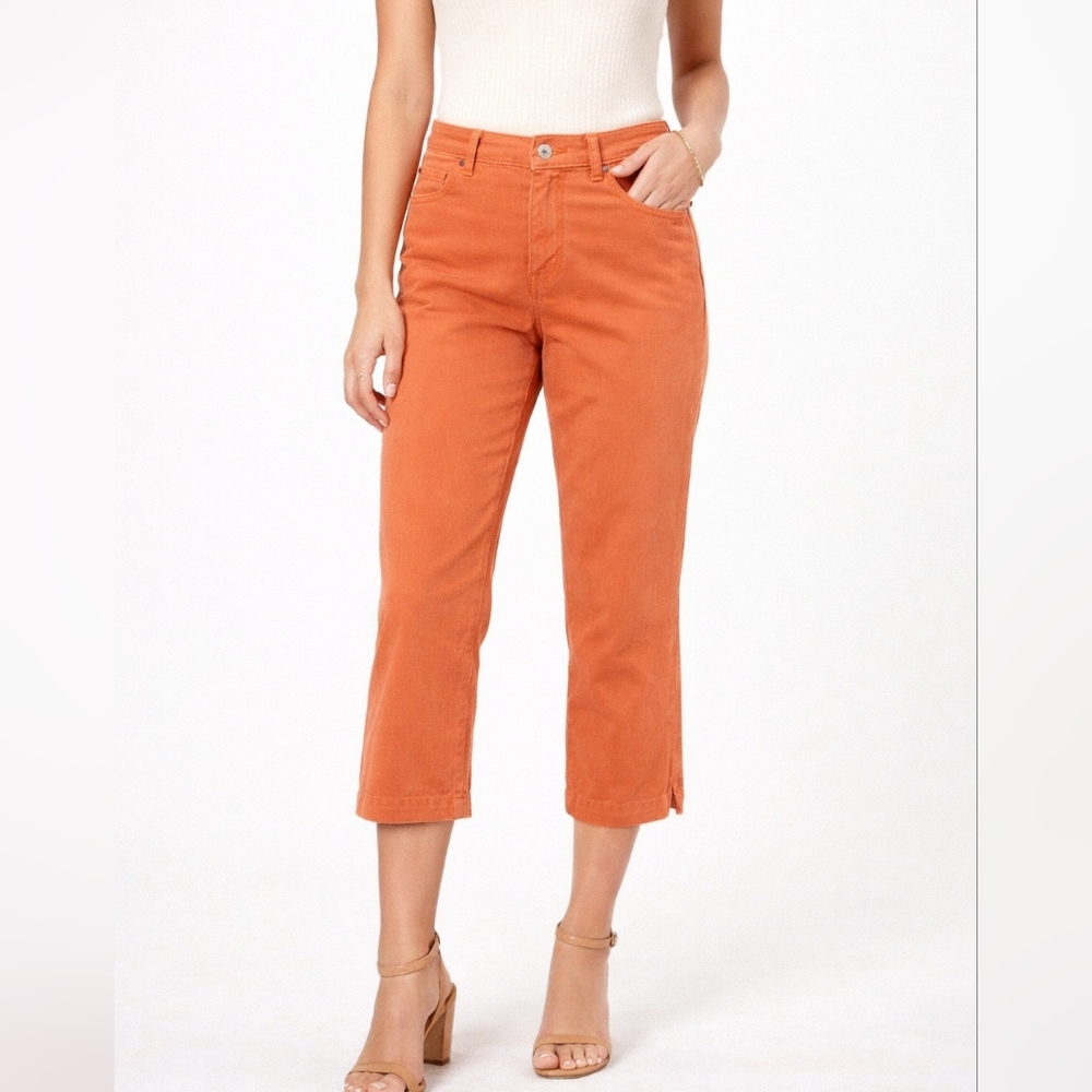 Peter Nygard Coral Capri Pants